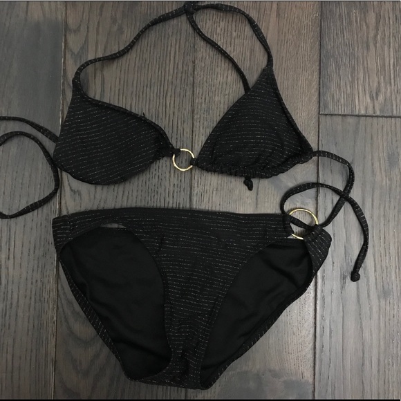 *2 for $20* Garage 2-piece bikini - Picture 1 of 3
